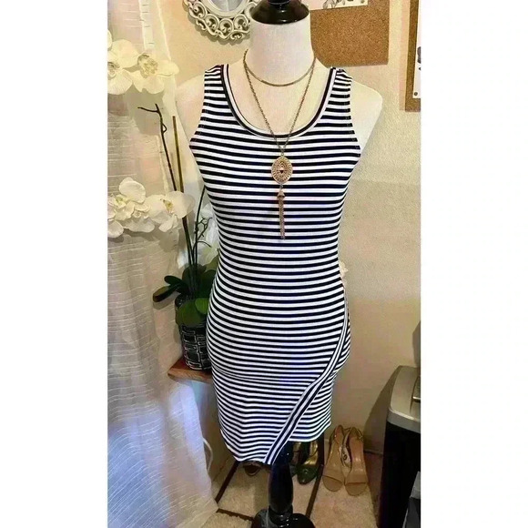 Derek Heart Stripe Dress - Picture 1 of 4